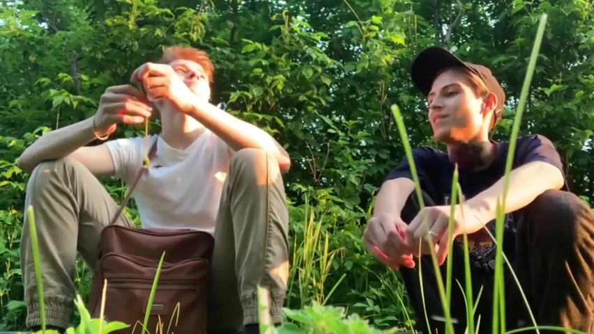 Rubax Video - Help A Friend In The Forest