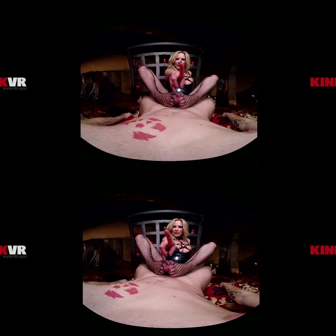 Property Of Maг®Tresse Madeline - Femdom Footjob Blowjob