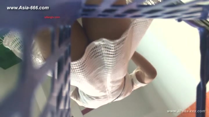 peeping chinese amateur upskirt.***