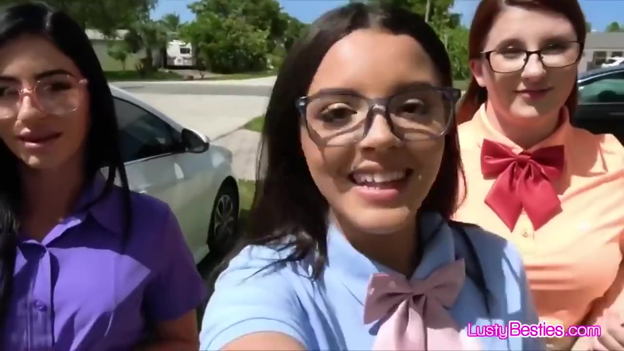 Three Nerdy Gfs Sharing A Big Dick For The First Time