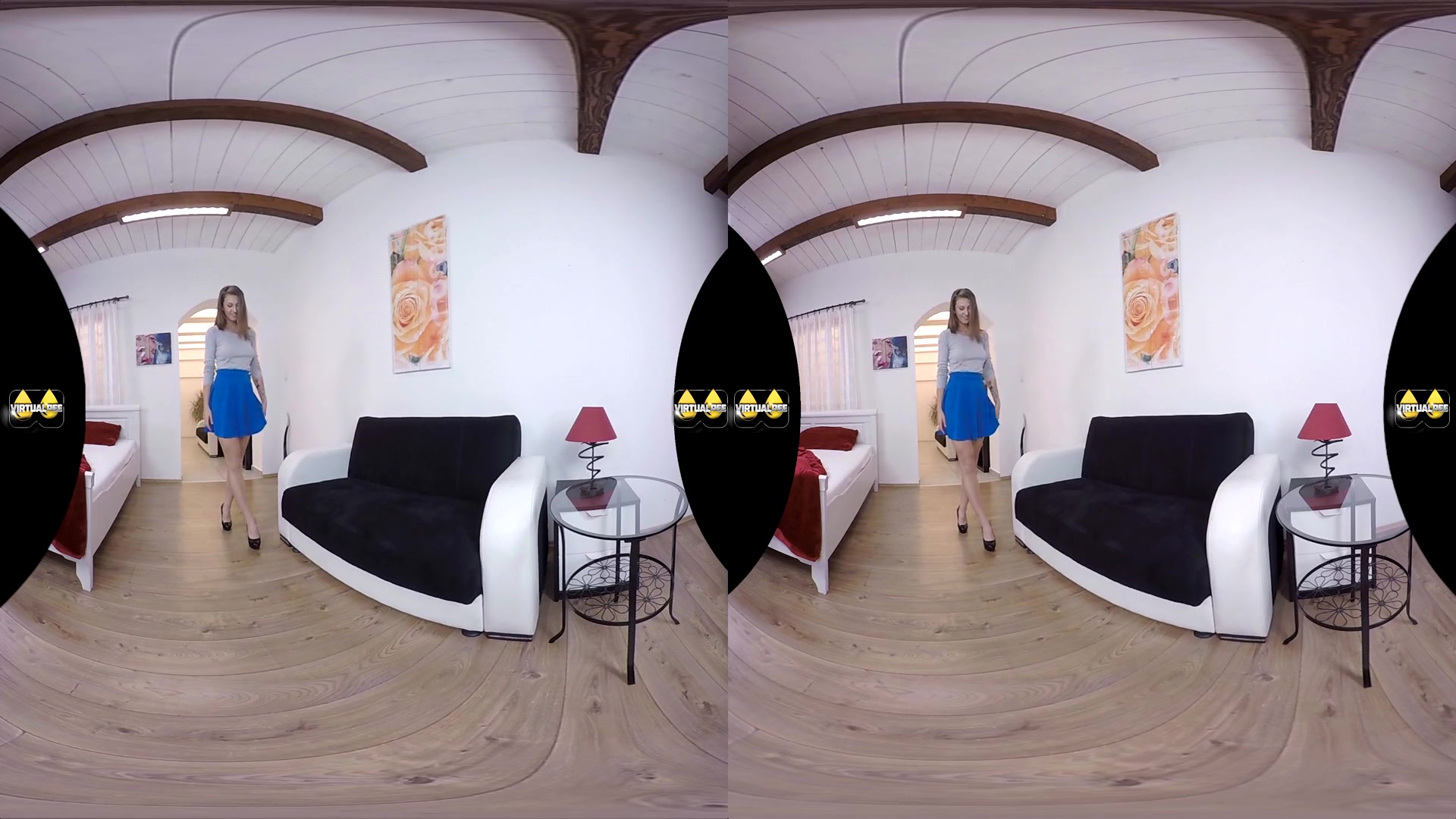 Nicoleta Emilie in Piss and Pussy Play - VirtualPee