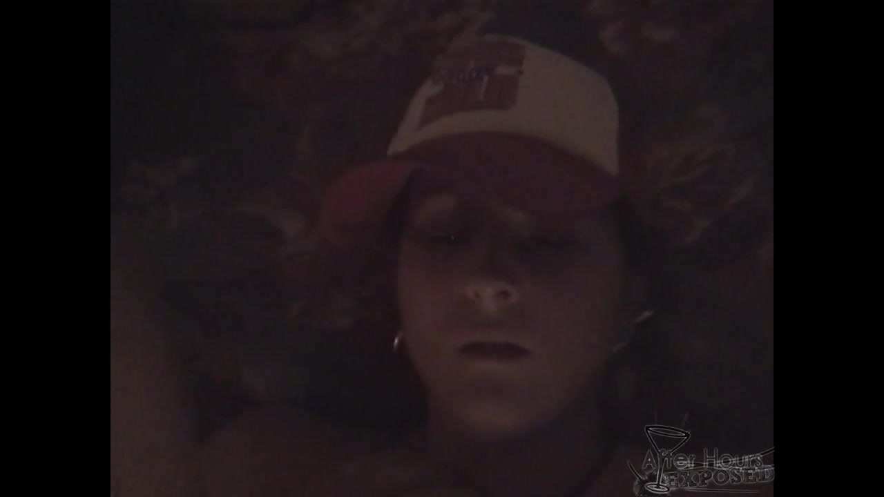 Ex GF Ashley Licking and Sucking My Cock in Missouri Hotel While on Vacation - AfterHoursExposed