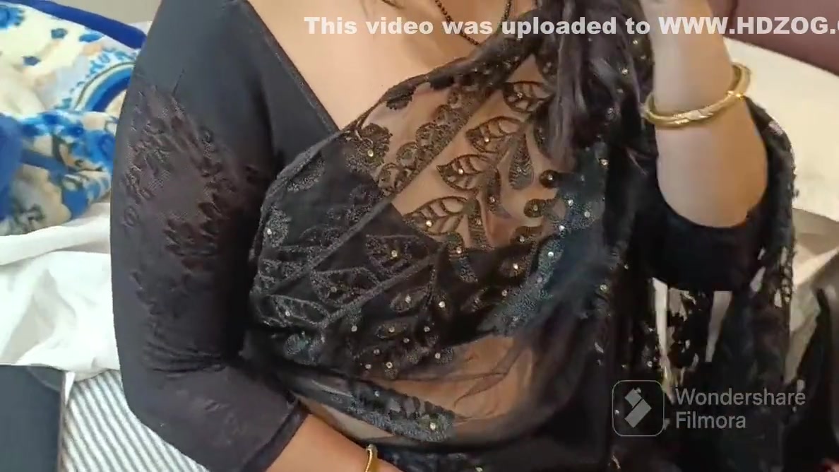 Sexy Divyanka Bhabhi Fucked With Neighbuor