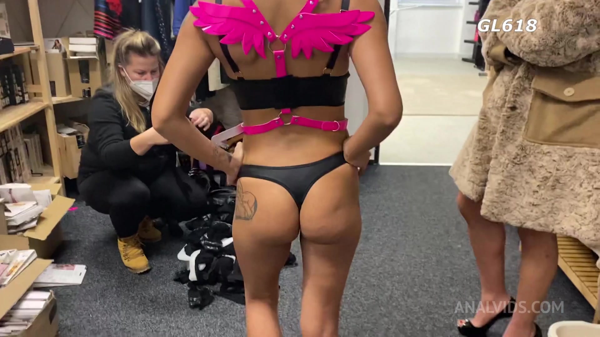 Behind the scenes #53, Jolee Love, Sasha Beart, Adeline Lafouine and others. More info in description XF101 - PissVids