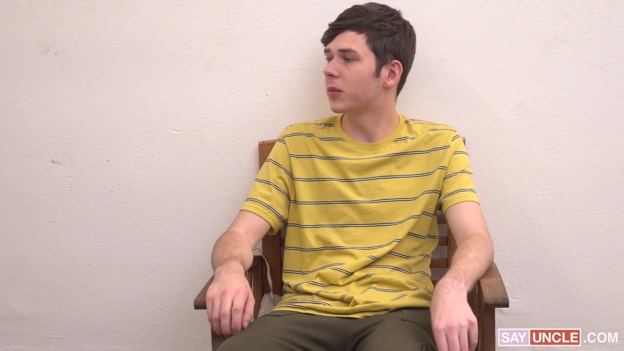 Fucking The Handyman - SayUncle