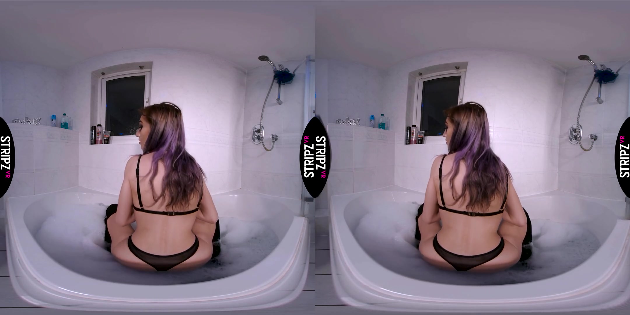 Jizzles in Soaped Up! - StripzVR