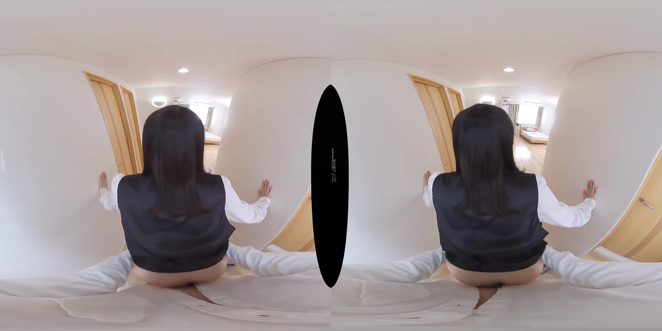 Wearable Vr - Friends With Benefit Doing It Between Shifts
