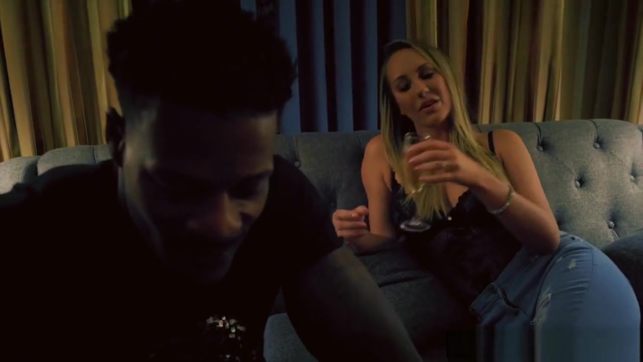 Blackedraw Out Of Town Girlfriend Cheats With Bbc
