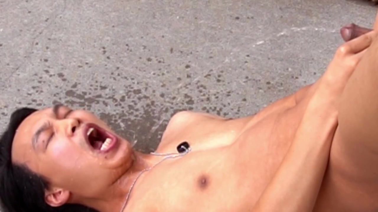 Freaky Asian Twink Pissing In His Mouth And Face For A Friend
