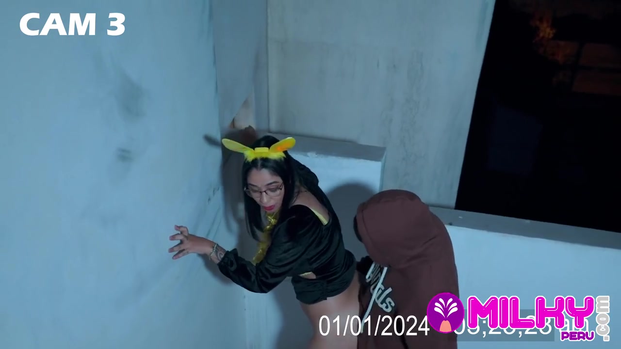 Tetona Nicky Power Se Folla Un Policia Para Salir De Problemas