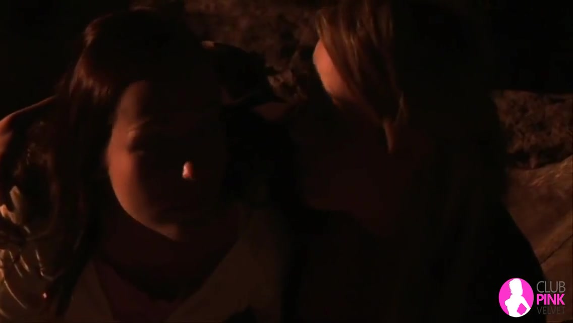 Viv Thomas - Star Gazing Lesbians Hd 6 Min