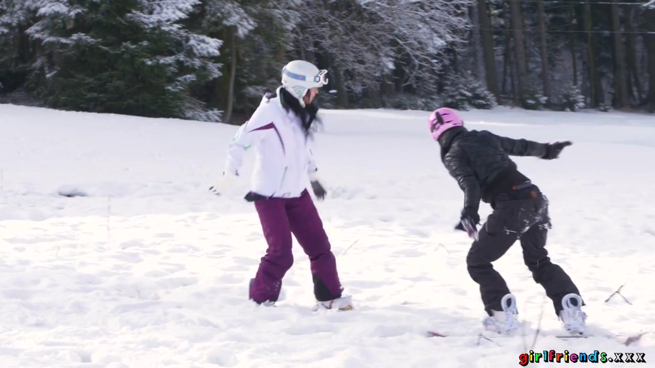 Cayla Lyons Terra Twain in Snowboard student 18+ and older woman - GirlfriendsXXX