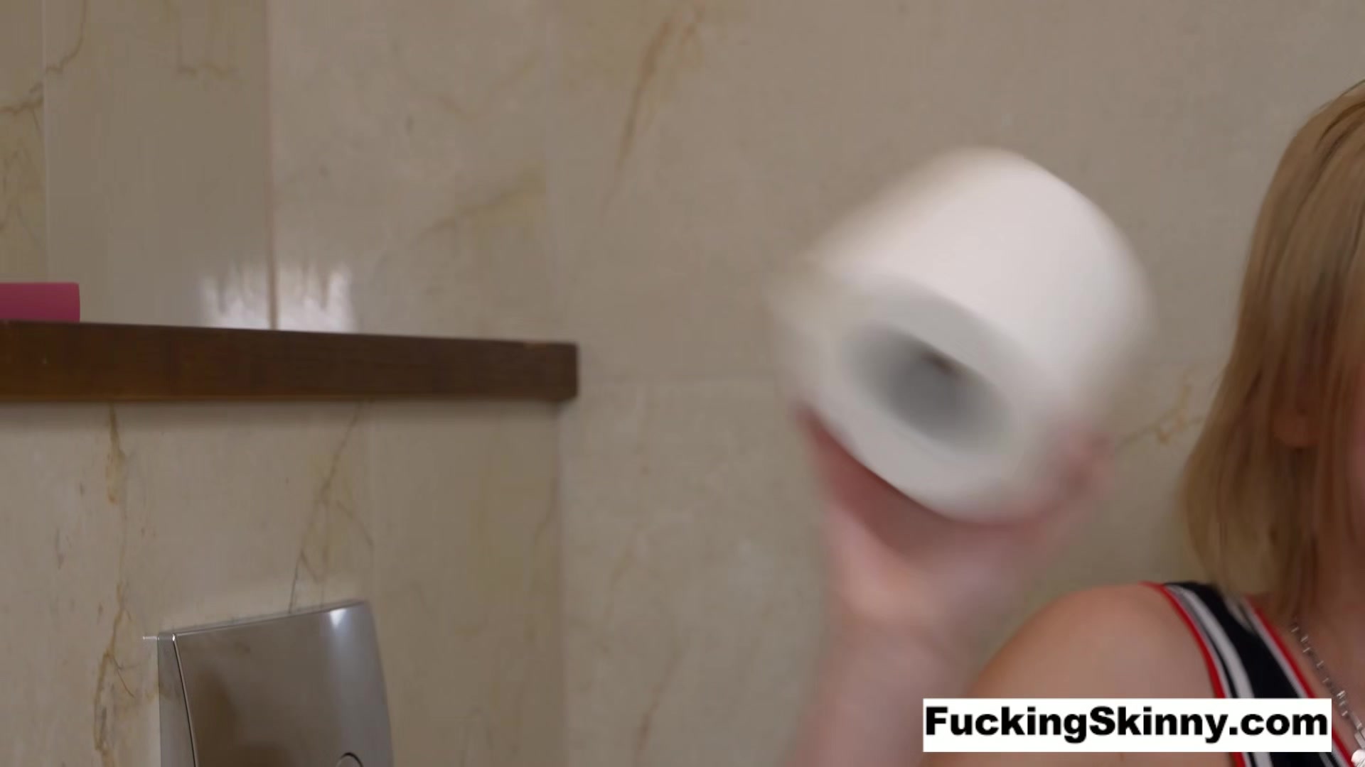 I always piss before masturbating! Linn Lamborghini for FuckingSkinny