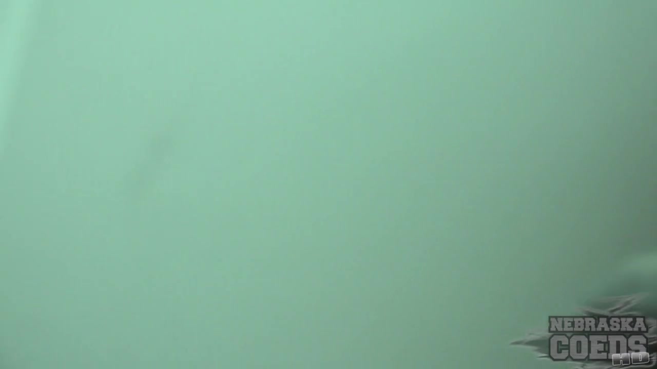 Des Moines Iowa Public Toilet Masturbating Video With Sexy First Timer Avery - NebraskaCoeds
