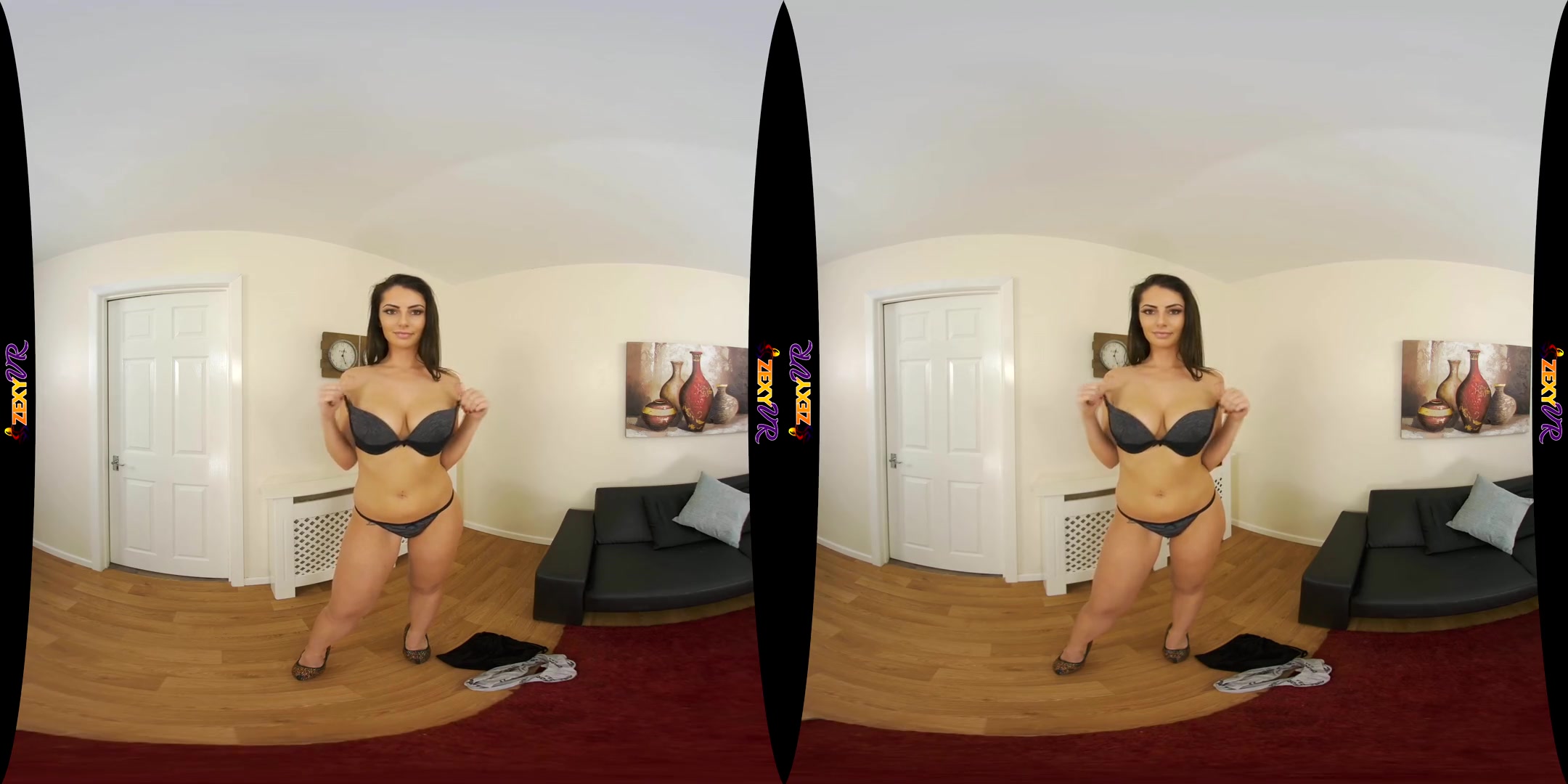 Holly in Look - Busty Curvy Babe Sexy Striptease - ZexyVR
