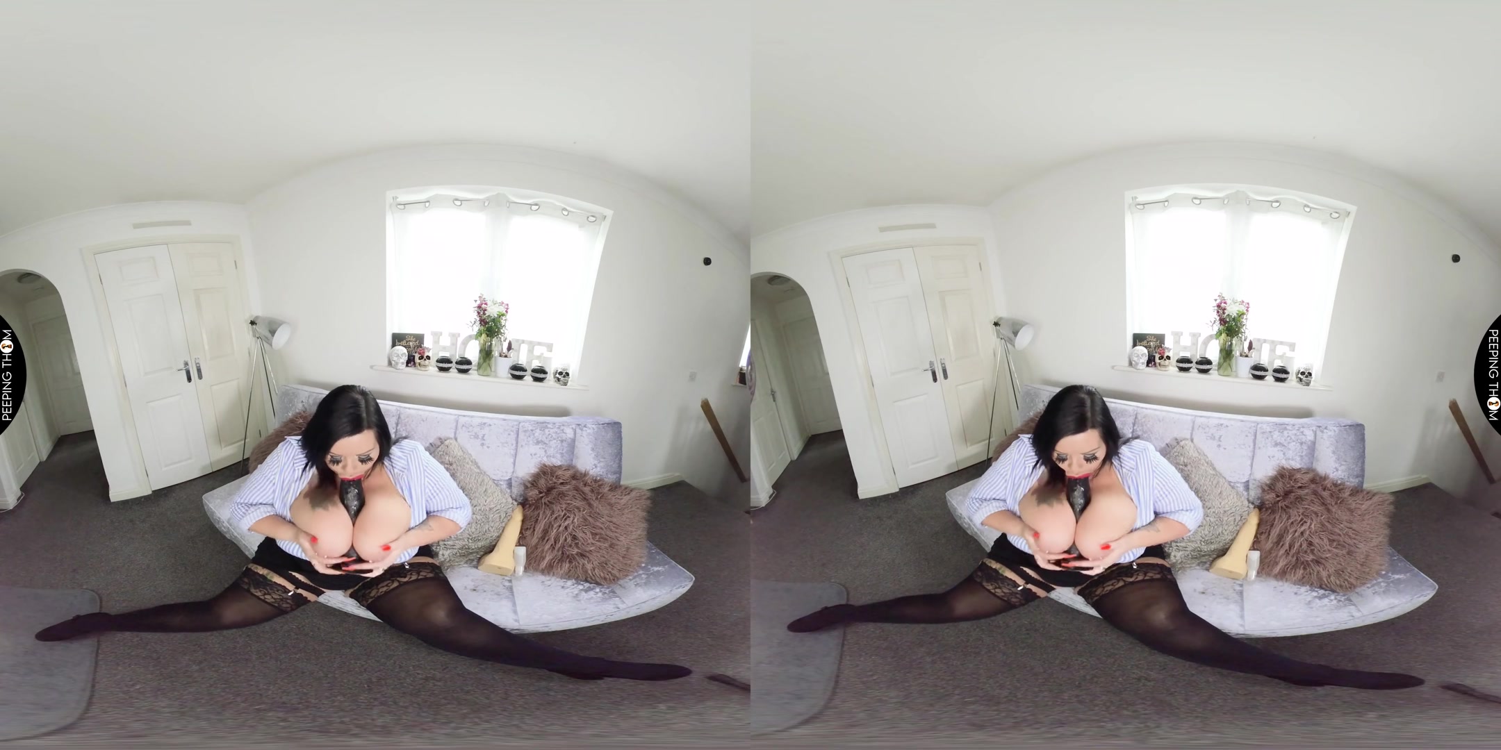 Stepmom Sucks - PeepingThom