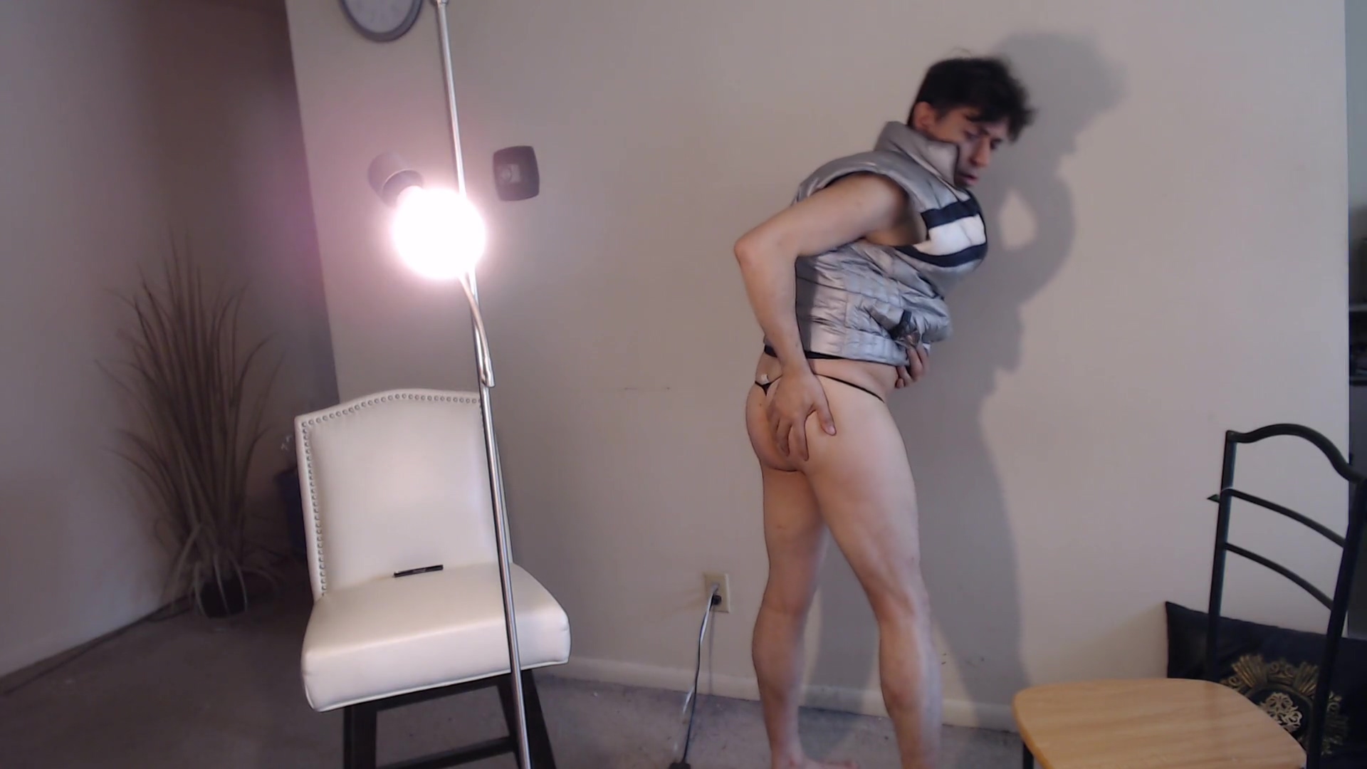 Worlds Hottest Jock Maolos Cumshow!