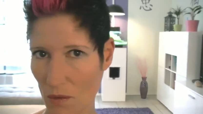 Amateur buff chick ambushes a cock