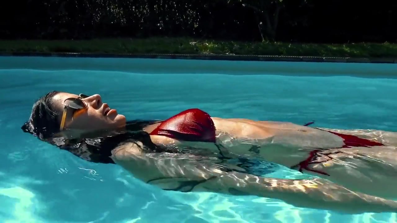 Yenifer Chacon - Very Hot Babe Pleasing To Watch