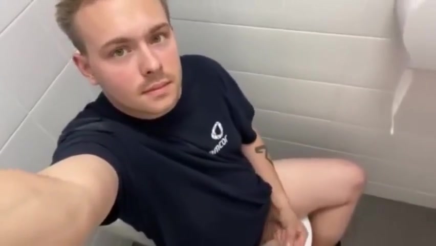 Ravikson - Hardcore Masturbation At Work. Day Two