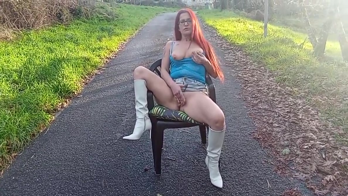 Masturbandome Publicamente Para Ti