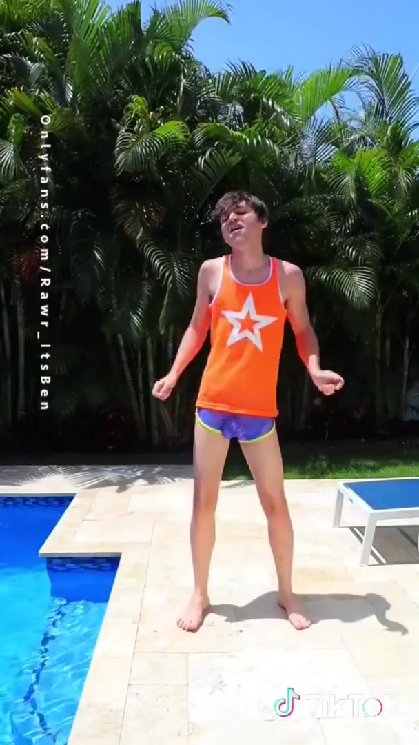 Omg Leaked Tiktok Young 18 Year Old Twink Bares It All Dancing Next To The Pool!