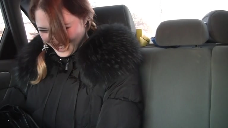 teen 18+ amateur girls sex in the car