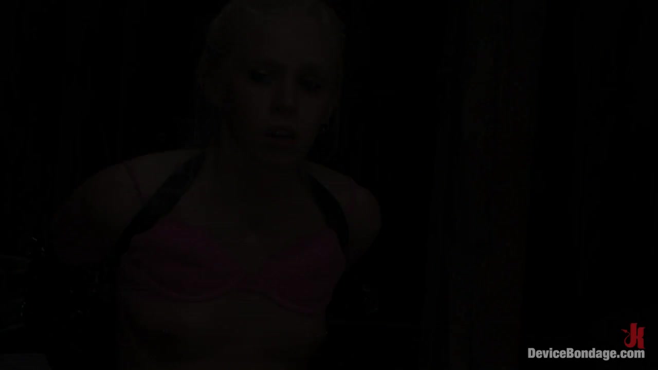 Sarah Jane Ceylon in Live Feed Test - DeviceBondage