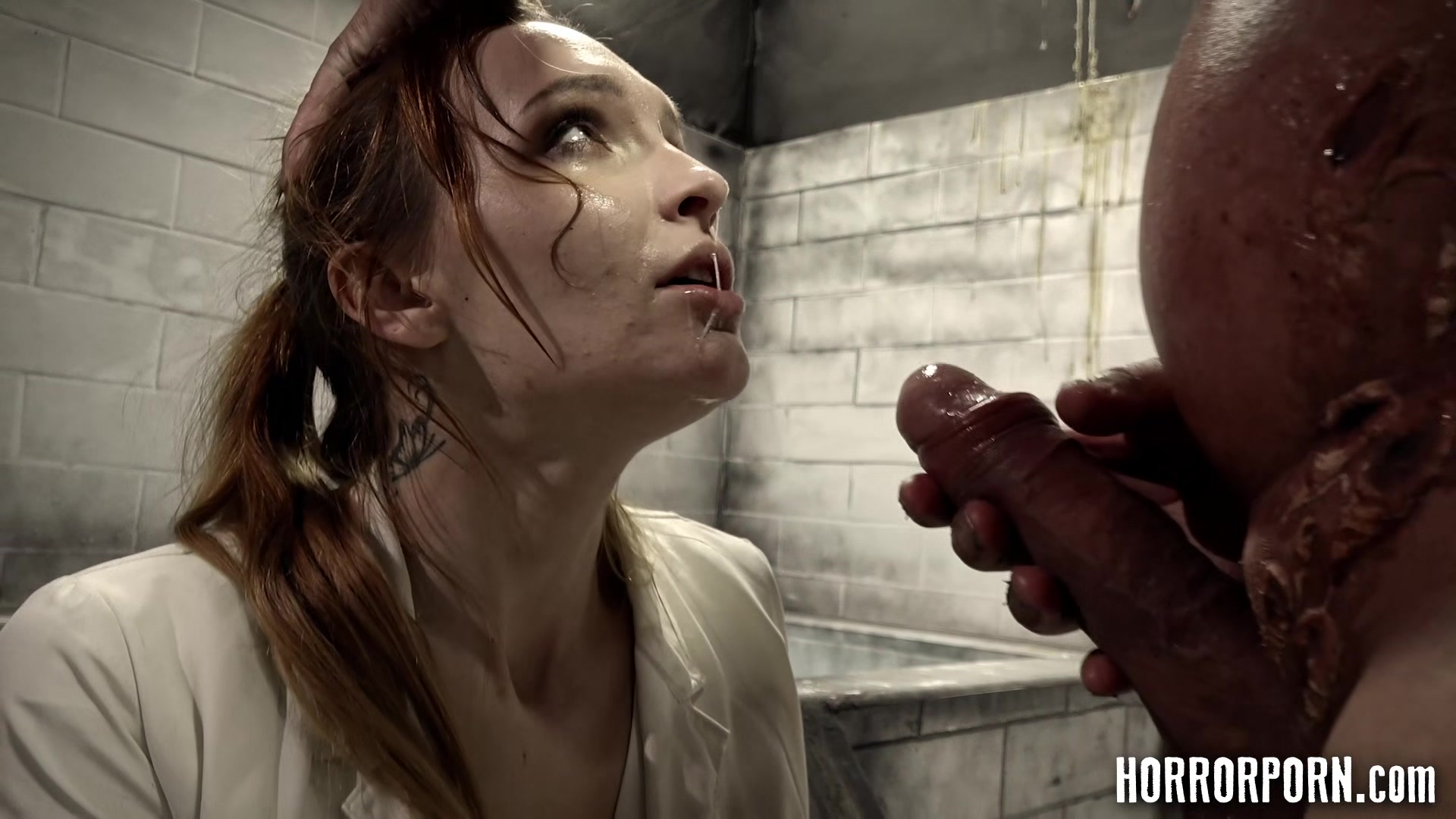 HORRORPORN The beautiful scientist fucked by a monster
