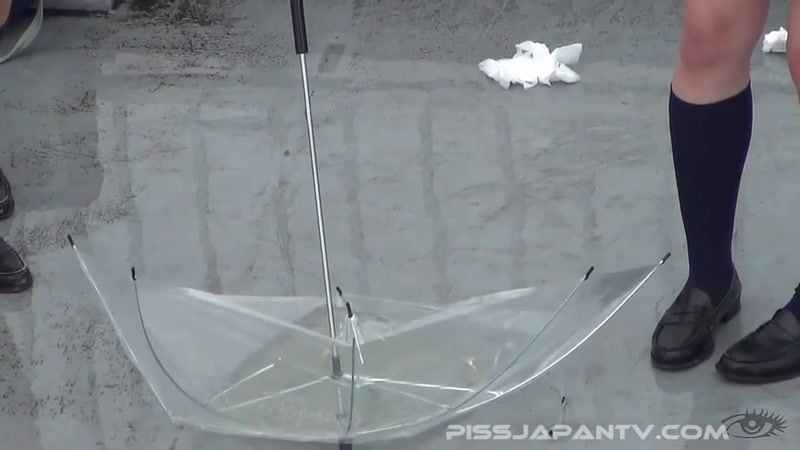 Yellow Fun, What A Splash - PissJapanTV