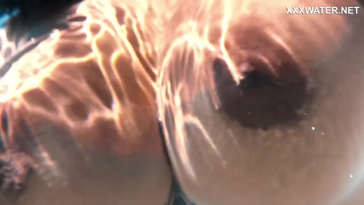 Venezuelan Juicy teen 18+ Showing Big Tits Underwater