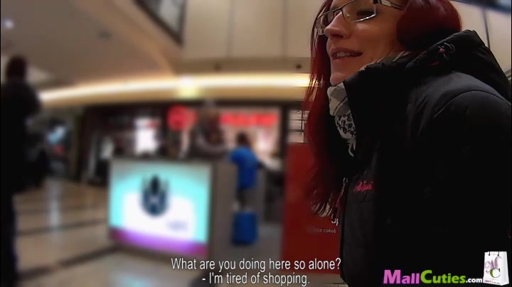 MallCuties - Amateur sexy girl fucking with big dick on public