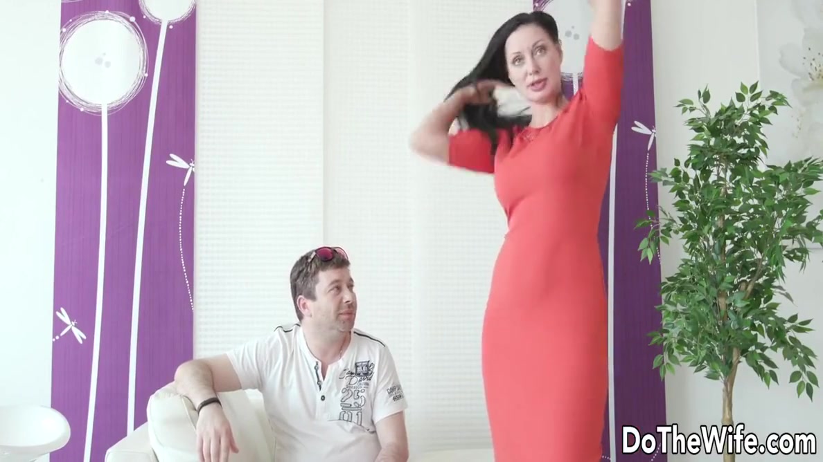 Mature Housewife Gets Licked And Dicked In Front Of Cuck - Eva Ann