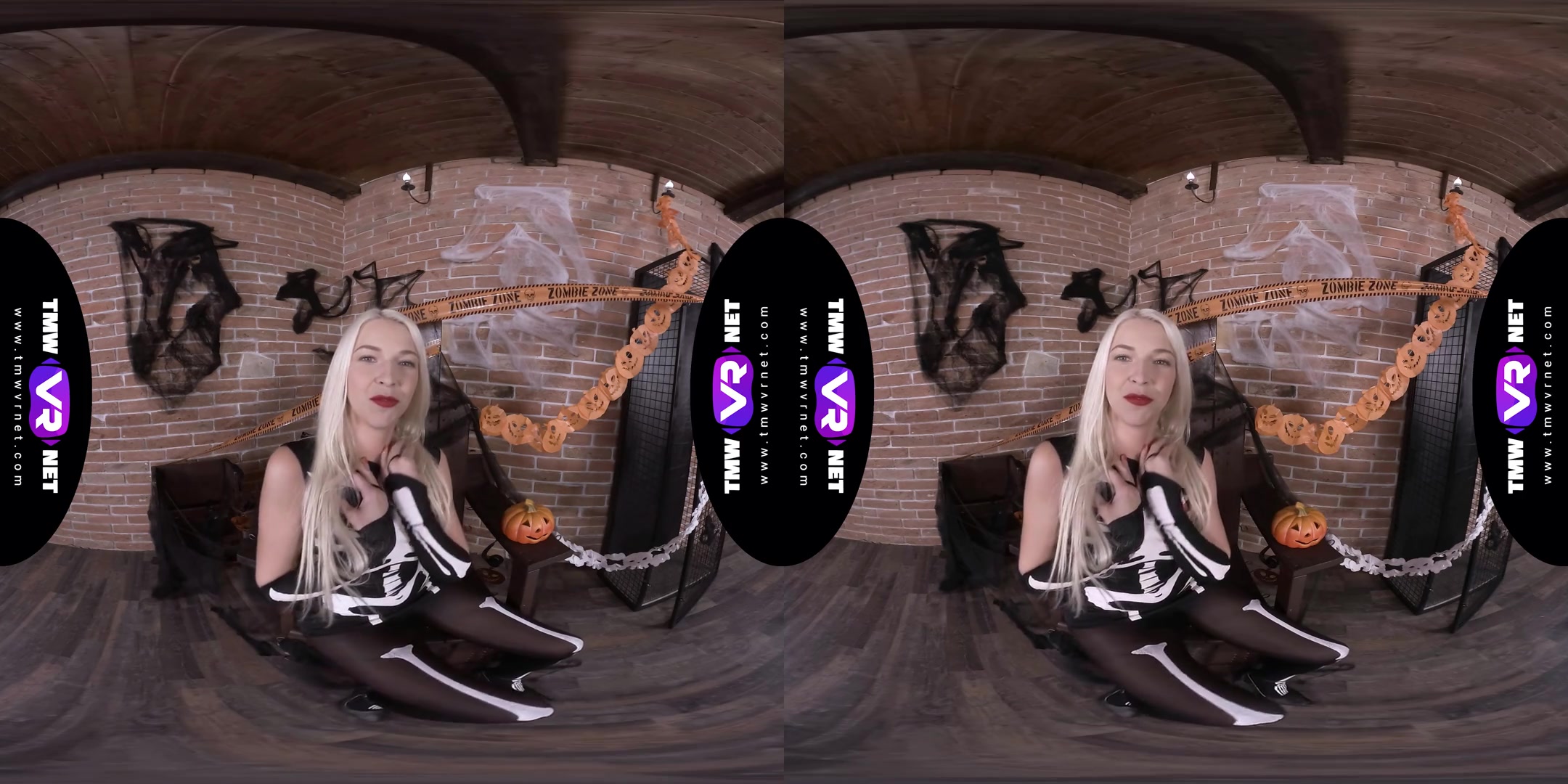 Karol Lilien in Spooky Night Preparation - TmwVRNet