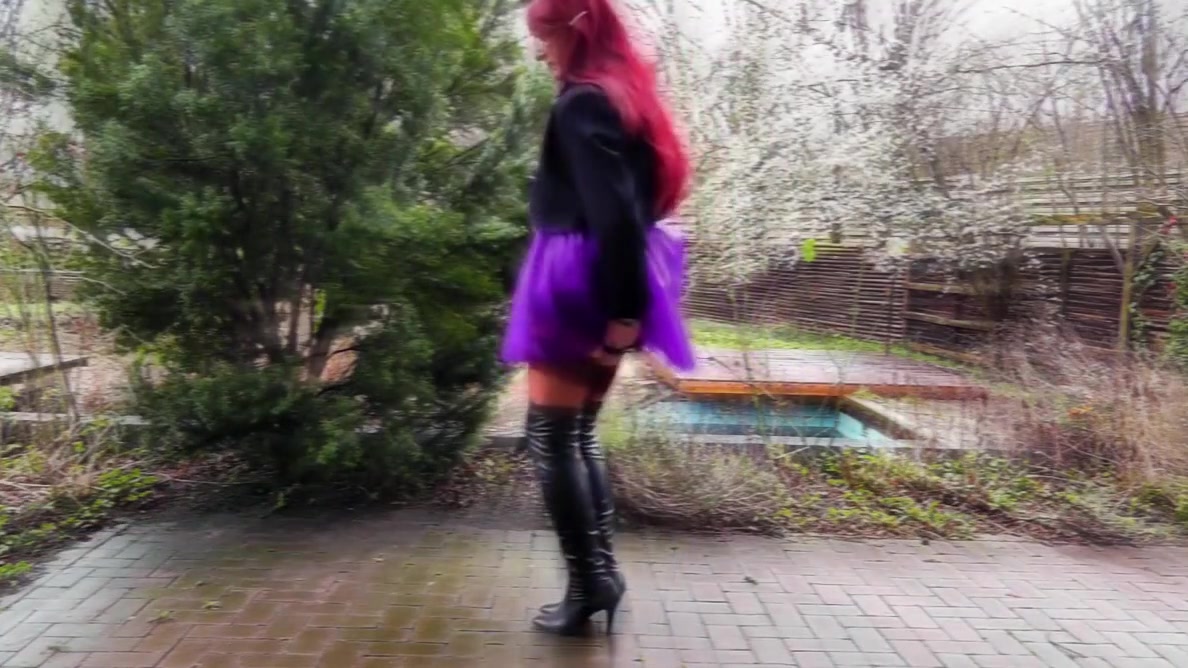 Booted Sunday Sissy