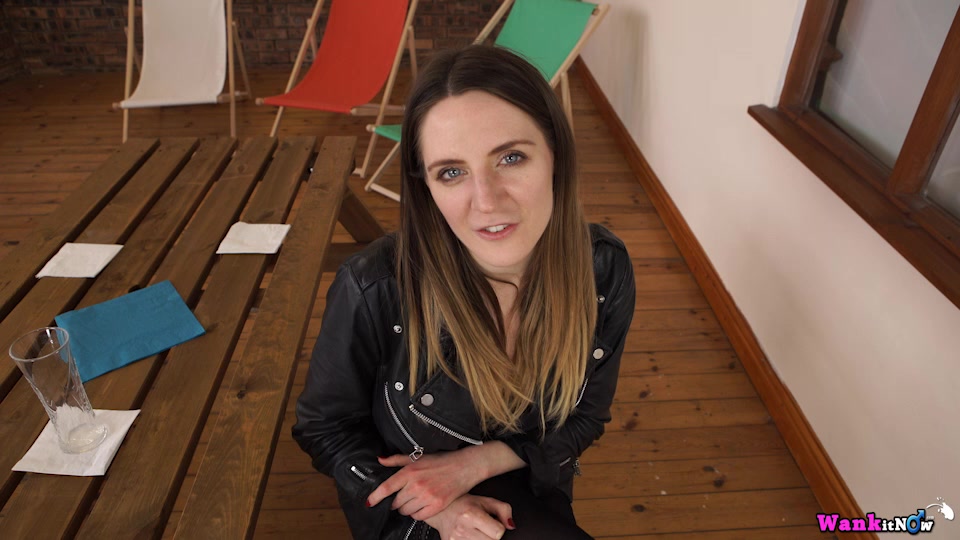 Samantha Bentley - Fuck My Face - Sexy Videos - WankitNow
