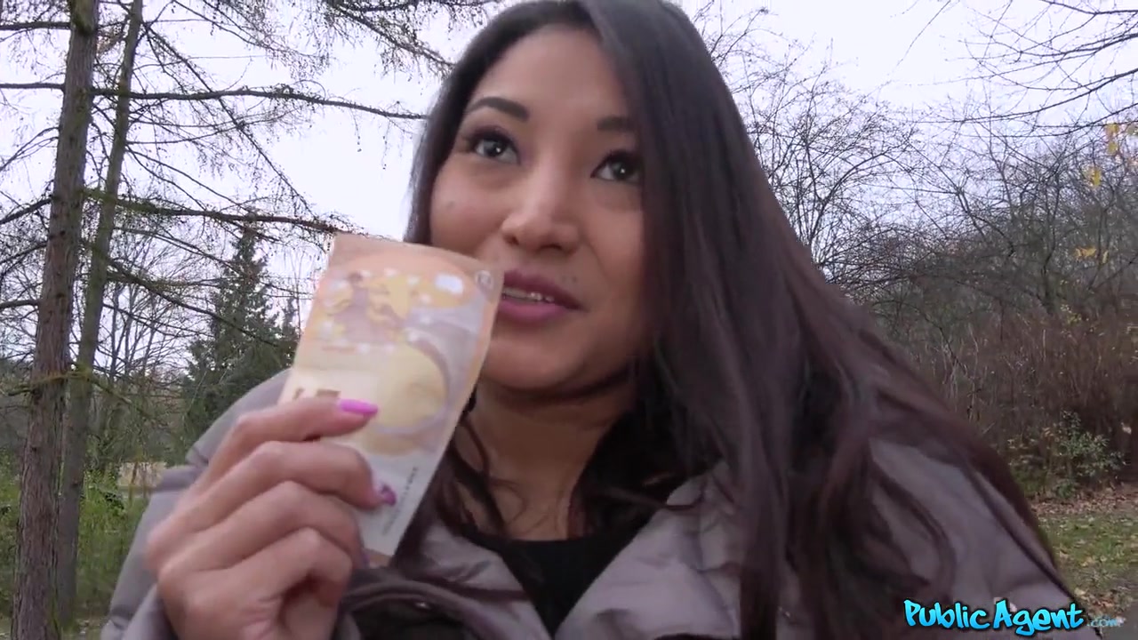 Cristina Miller & Martin Gun in The Big Fat Present In The Woods - PublicAgent