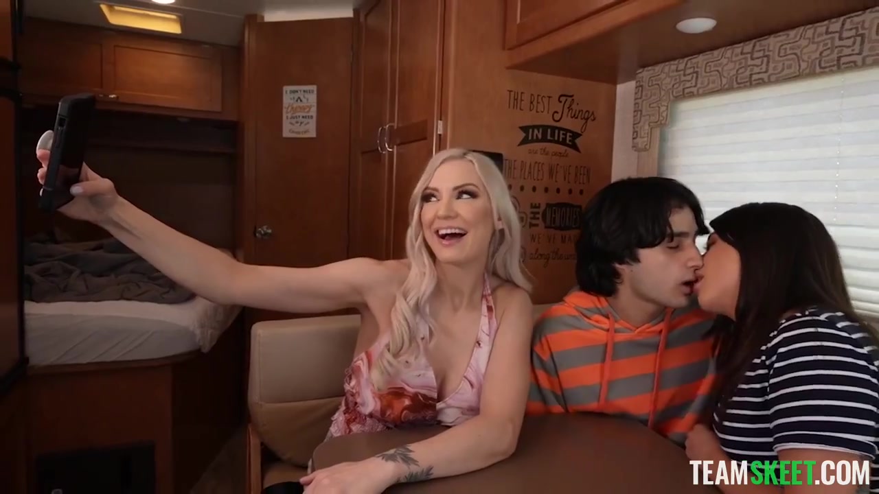 We’re the Taylors- Time for a Getaway - TeamSkeet