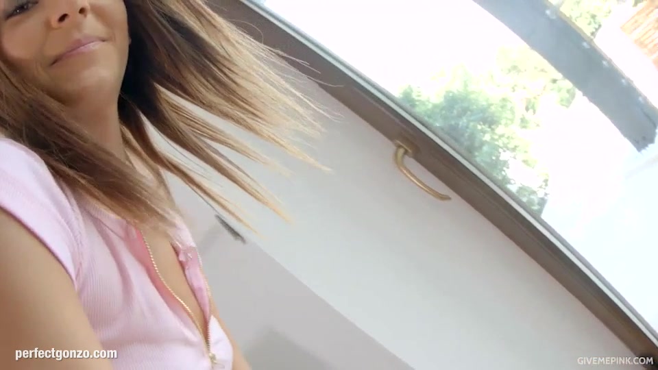 Hot solo girl Alexis Brill masturbating fingering on Give Me Pink
