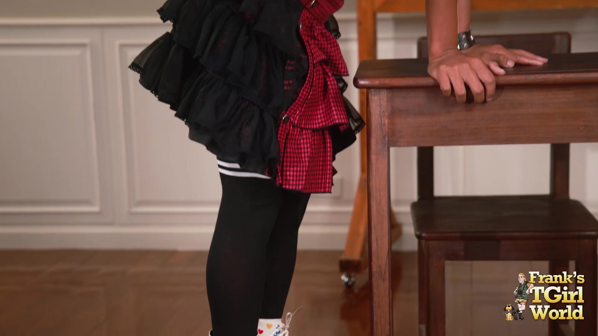FRANKS-TGIRLWORLD - Beammi In Uniform Solo Masturbation