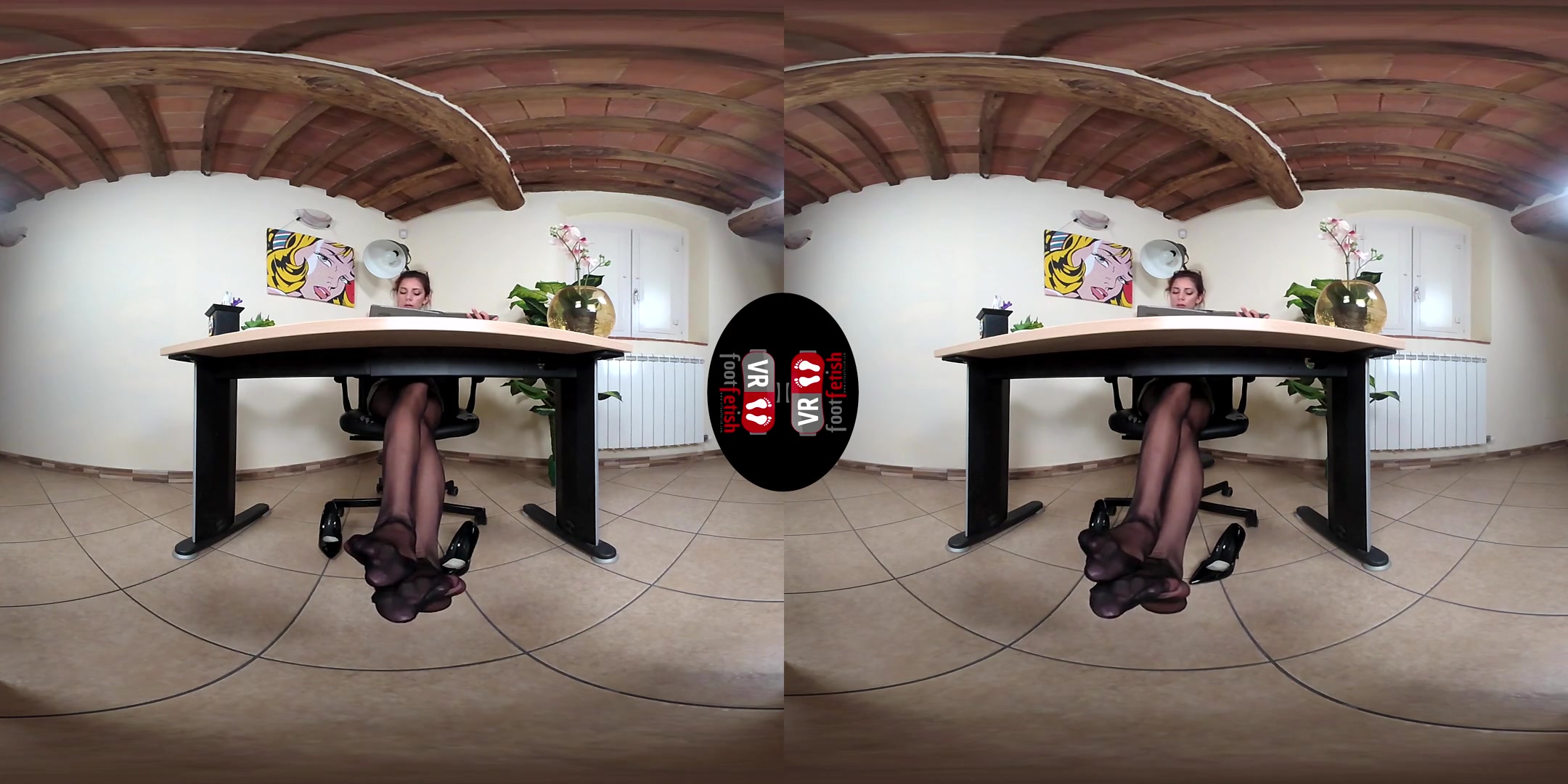Mayla Dress As A Hot Secretary Flaunts Her Nyloned Feet In The Office; Latina Secretary Leg Fetish with Stockings VR