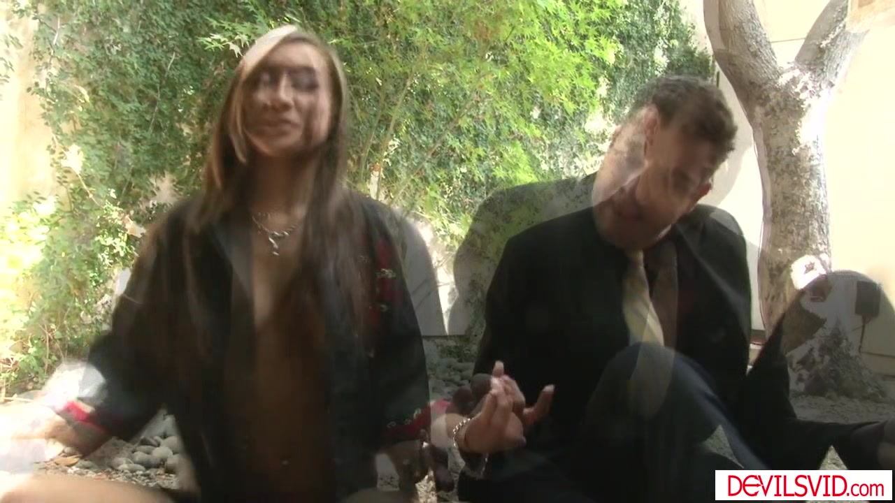 White stepdad licking and fucking petite asian stepdaughter