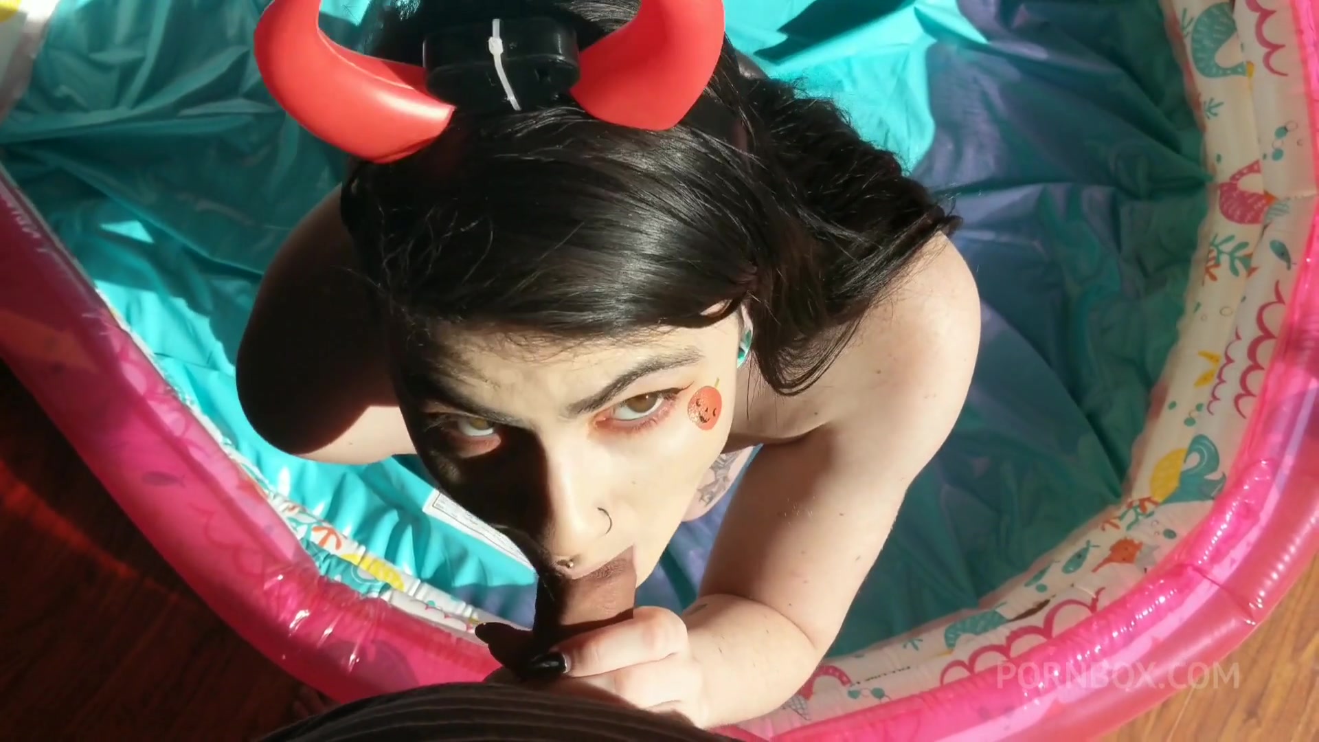 Piss Drinking Devil - PissVids