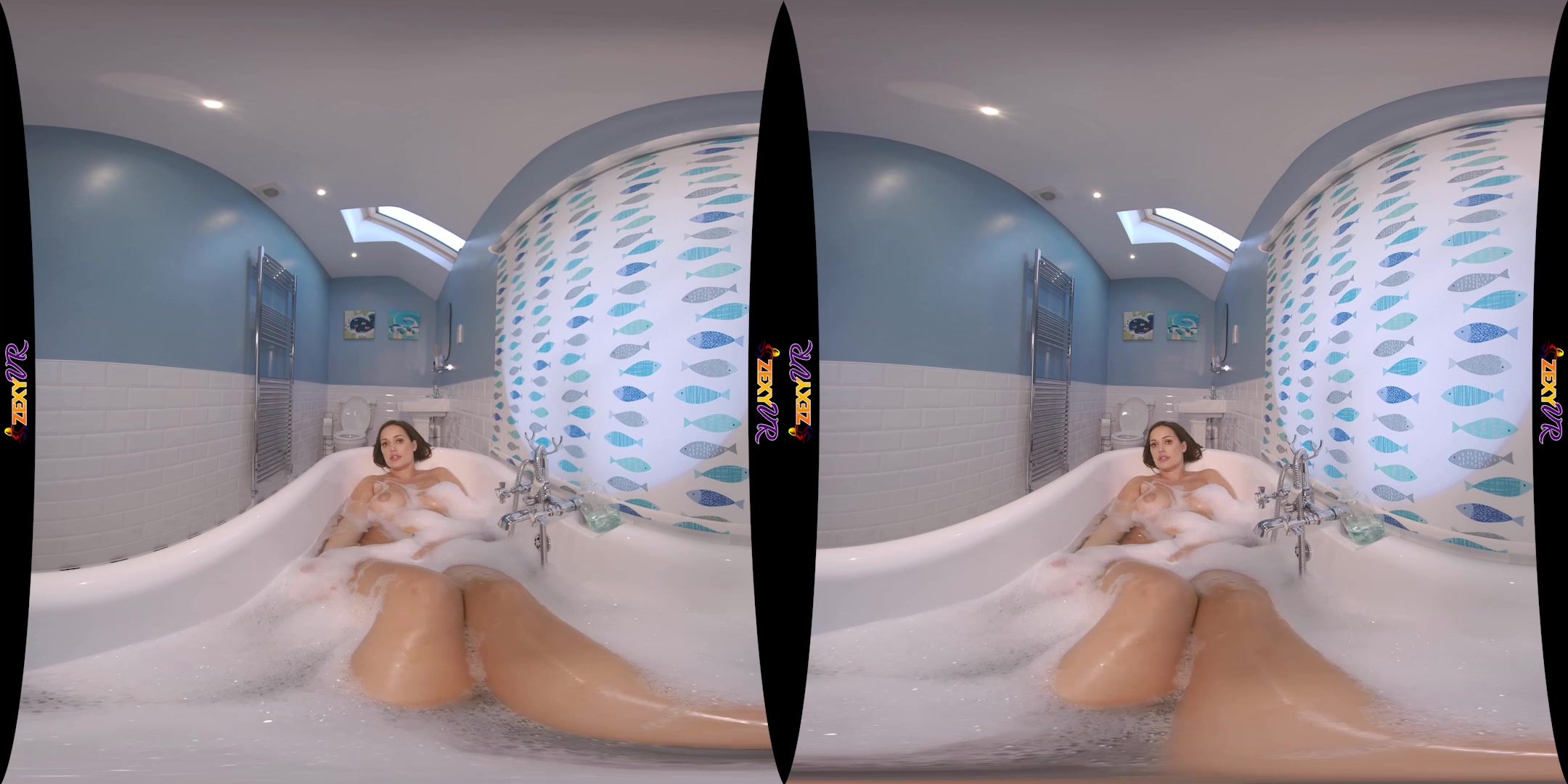 Bathe With Me Pt:2 featuring Frankie L - ZexyVR