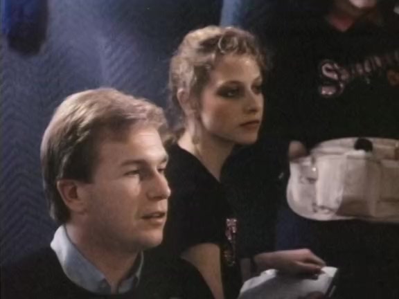 John Leslie eats a sassy brunette hair's cookie