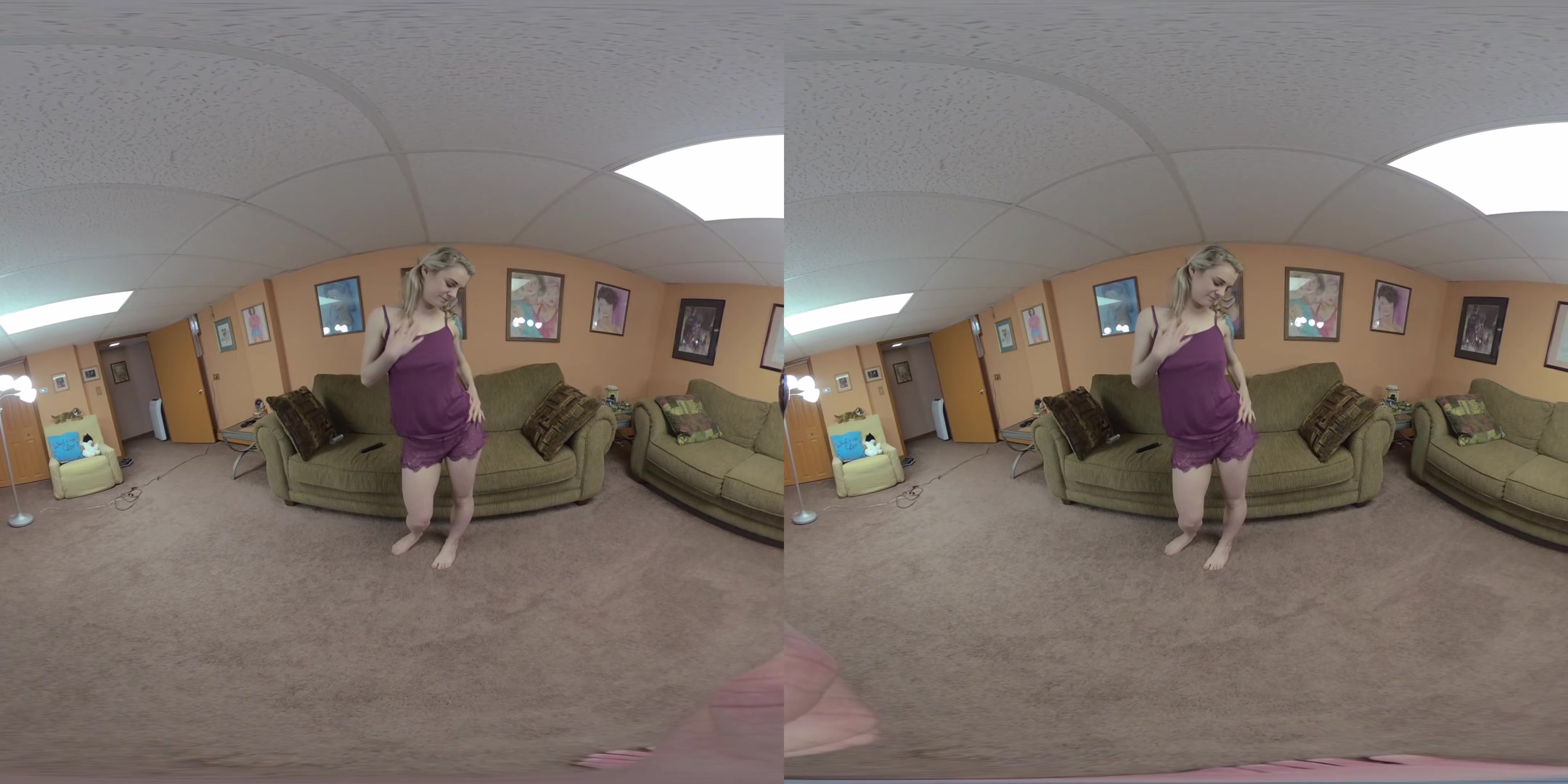 Ray Ray and her Favorite Toy - ChickPassVR