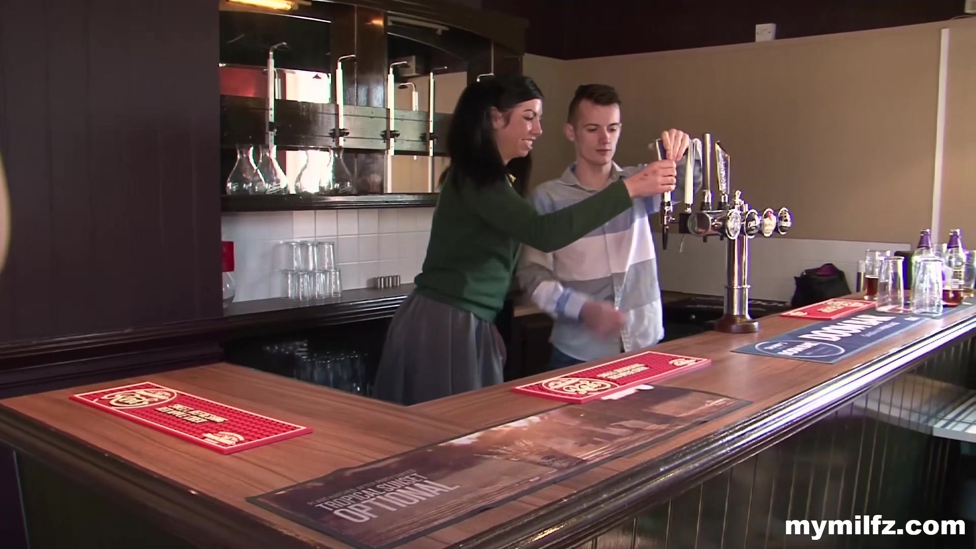 Bartender Gets a Taste of Customer’s Cock! Gina Jameson for MyMILFZ