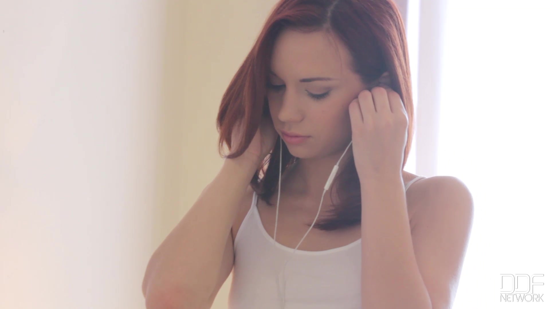 The New Temptress - PornWorld