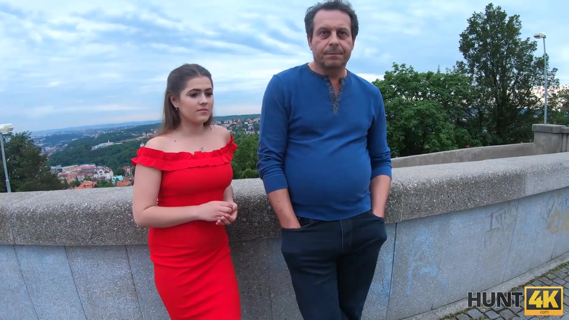 HUNT4K. Hunter offers money for dirty sex with gentlemans Step daughter and he agrees