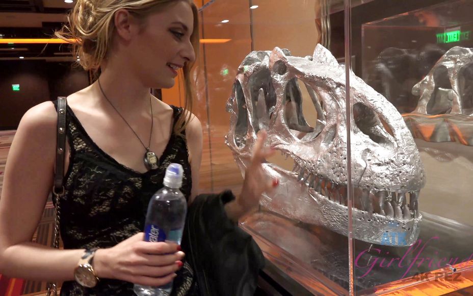 Virtual Vacation Las Vegas With Ela Darling 2/3